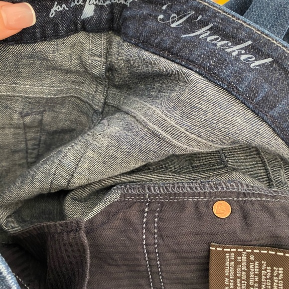 7 For All Mankind Studded A Pocket Bootcut Jeans - Picture 16 of 16